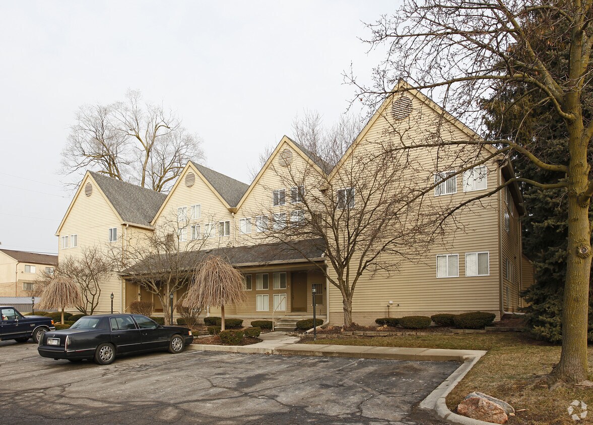 Foto principal - Rollcrest Apartments
