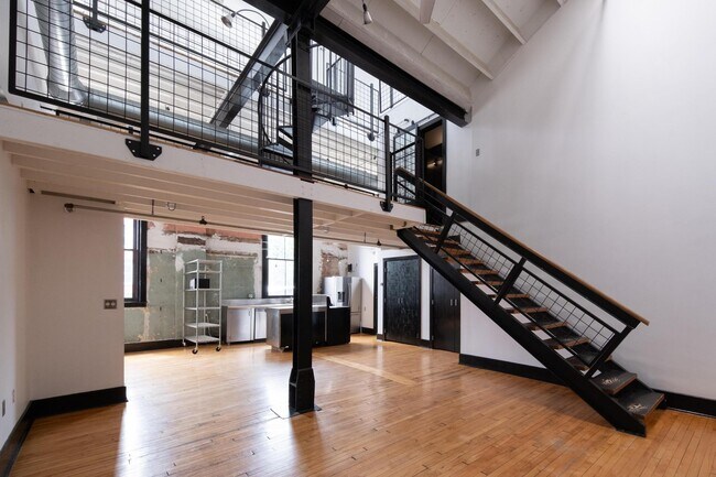 Foto del edificio - 918 E 5th St