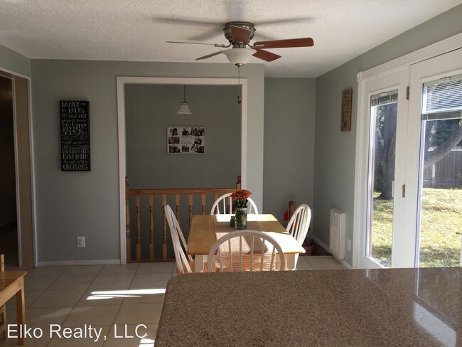 Foto del edificio - 6 br, 3 bath House - 281 Copper Street