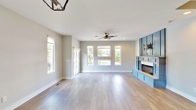 Foto del edificio - 208 Walnut Ave