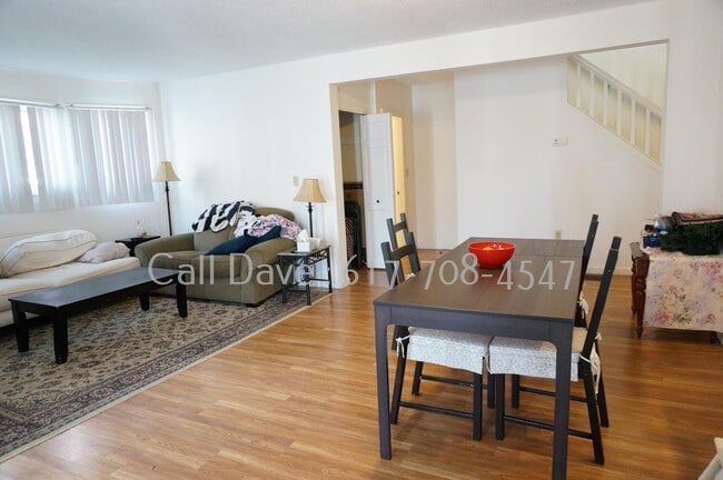 Building Photo - 7 Etna St