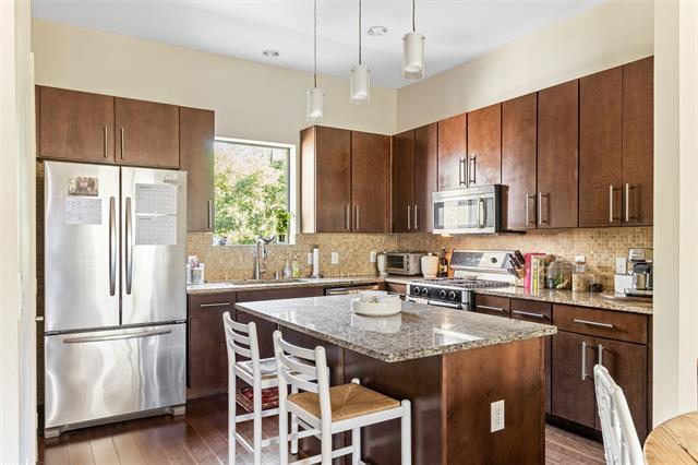 Foto principal - 4111 Newton Ave