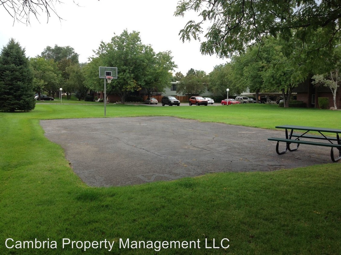 14 Lester Ave, Murray, UT 84107 Room for Rent in Murray, UT