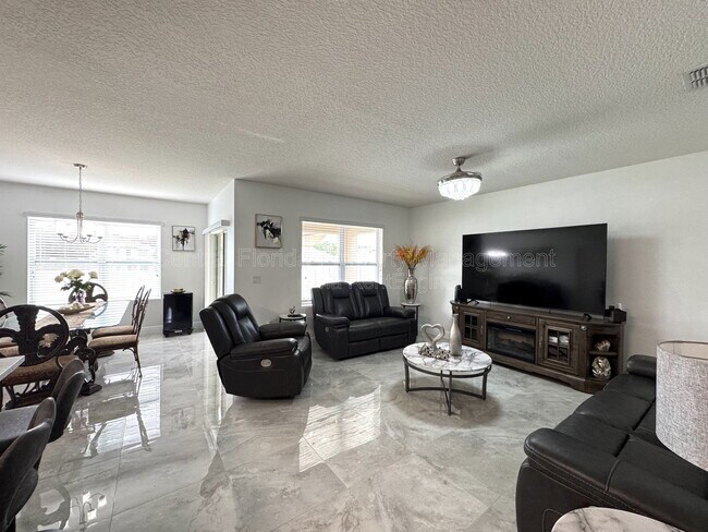 Foto del edificio - 239 Willow Bend Dr