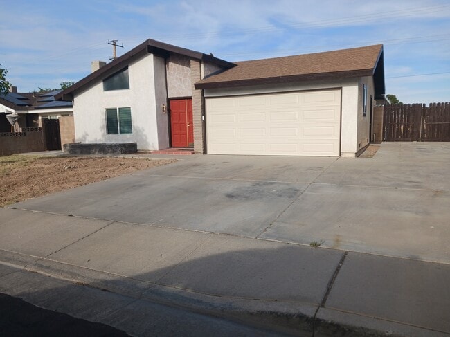 Building Photo - 1230 N Las Posas Ct