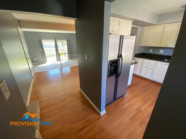 Foto del edificio - 1208 Driftwood Ct