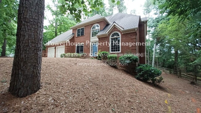 Building Photo - 5190 Southlake Dr
