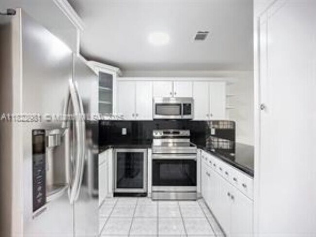 Building Photo - 6753 NW 182nd St
