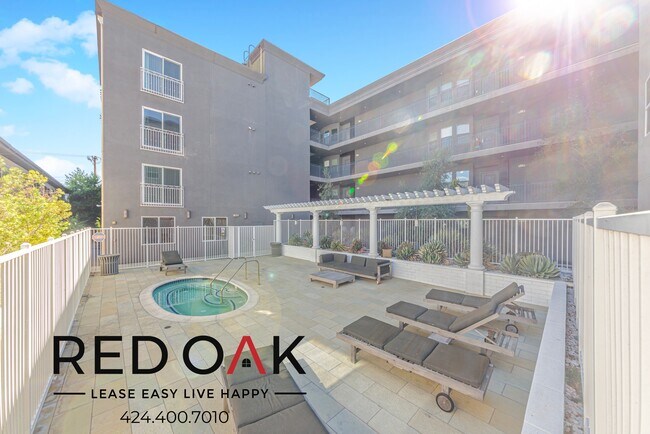 Foto del edificio - 11925 Kling St