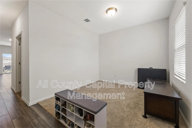 Foto del edificio - 19605 Caymus Dr