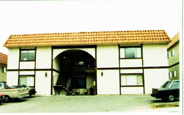 Building Photo - Sierra Sunrise