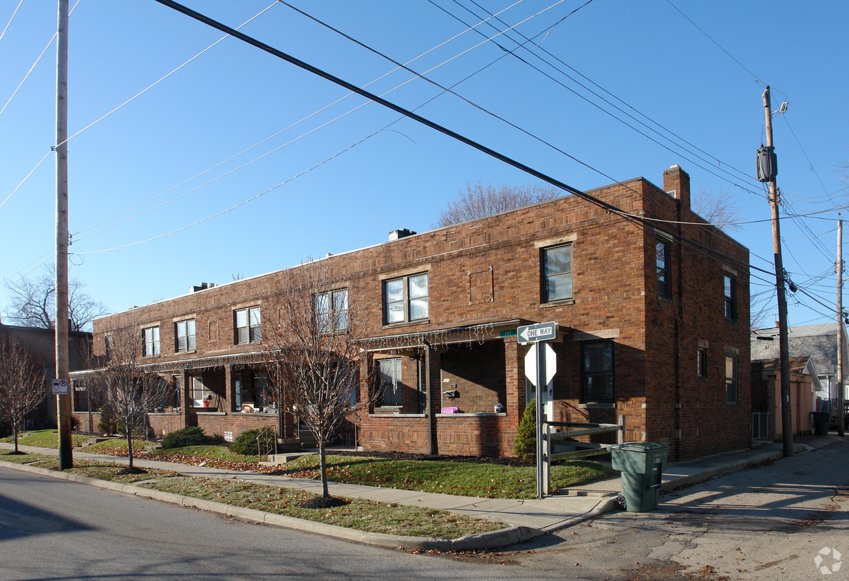 Foto del edificio - 203-217 Souder Ave