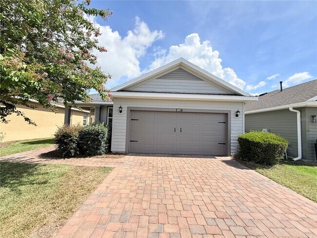 Foto del edificio - 5057 NW 35th Pl