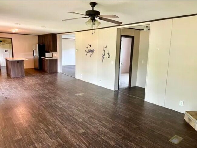 Building Photo - Perdido