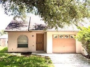 Building Photo - 1427 Shirley Dr