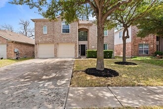 Building Photo - 525 Golden Creek Dr