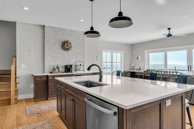 Foto del edificio - 49 Circle Beach Rd