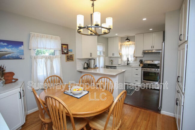 Building Photo - 16 Ridgley St