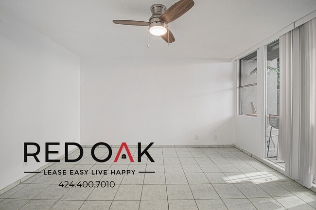 Building Photo - 12007 Sycamore St