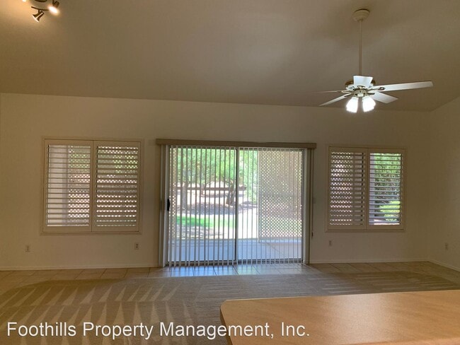 Building Photo - 3 br, 2 bath House - 1580 W Bronco Lane