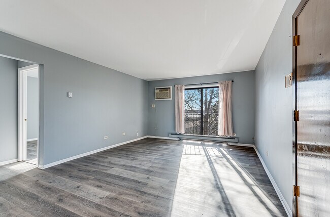 Foto del edificio - 190 S Waters Edge Dr