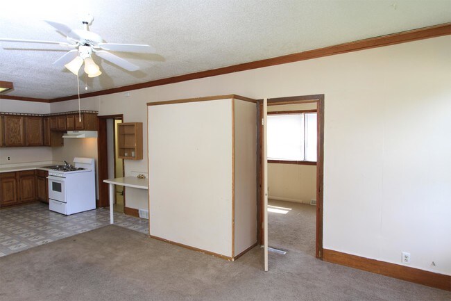 Foto del edificio - 409-413 S Main St