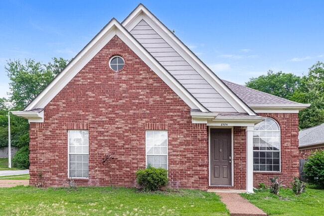 Building Photo - 8574 Napoli Dr