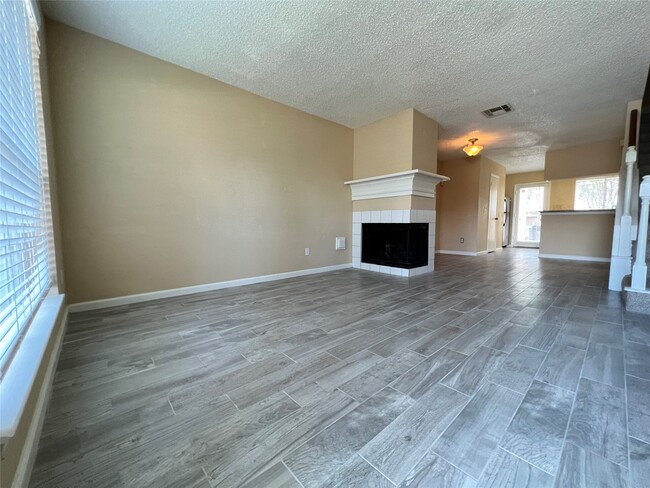 Building Photo - 2808 Grants Lake Blvd