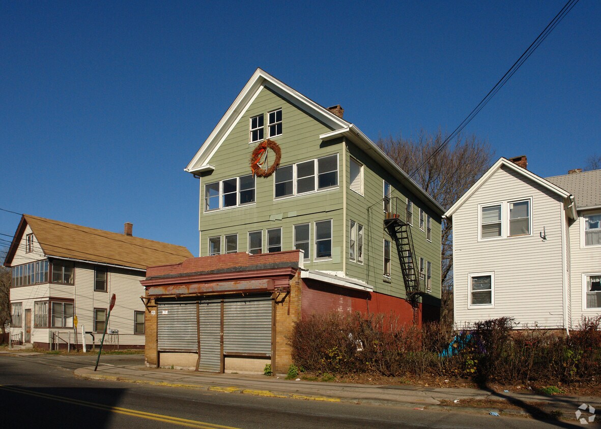 Foto del edificio - 193 Springdale Ave