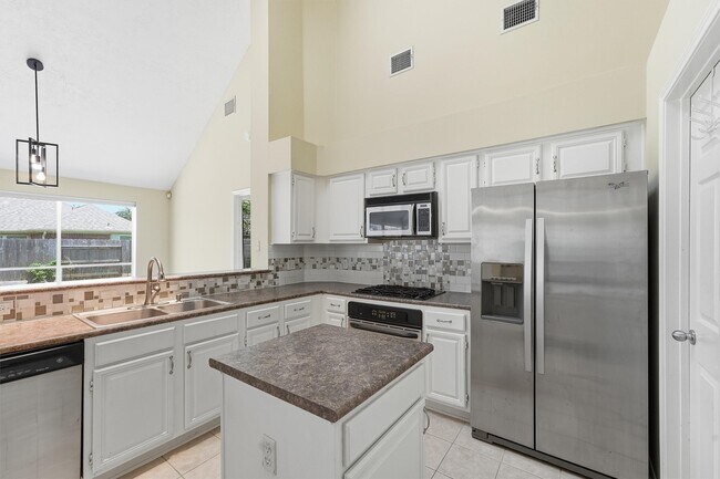 Building Photo - 7419 Timber Ridge Trail