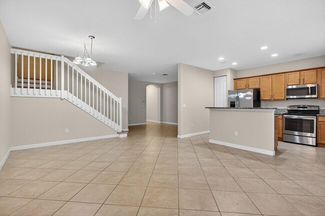 Building Photo - 8435 Blue Cove Way