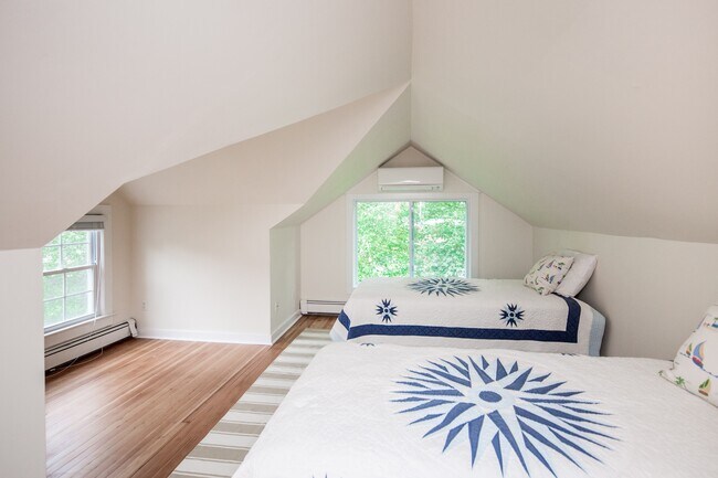 Foto del edificio - 40 Meadow Way