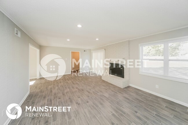 Foto del edificio - 6192 Cranbury Park Dr