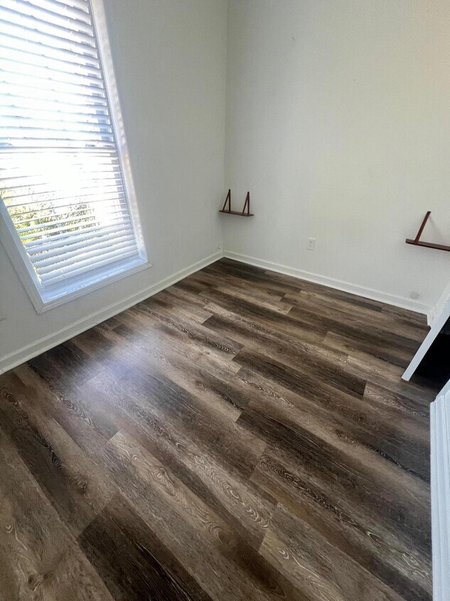 Foto principal - 374 73rd St