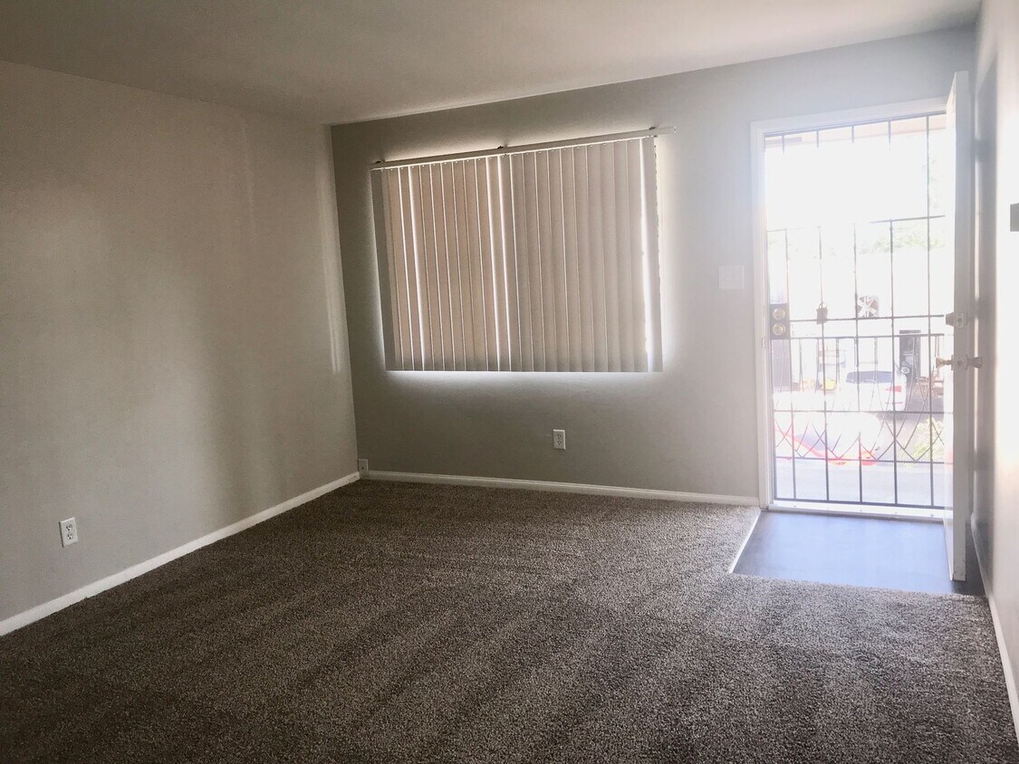 Foto del edificio - 4325-4331 Louisiana St