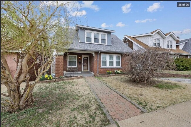 Foto del edificio - 2835 Hampton Ave