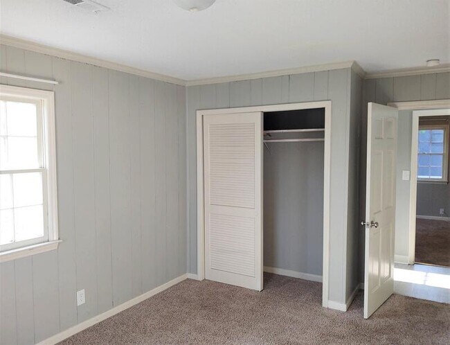 Foto del edificio - 15 N Fisher St