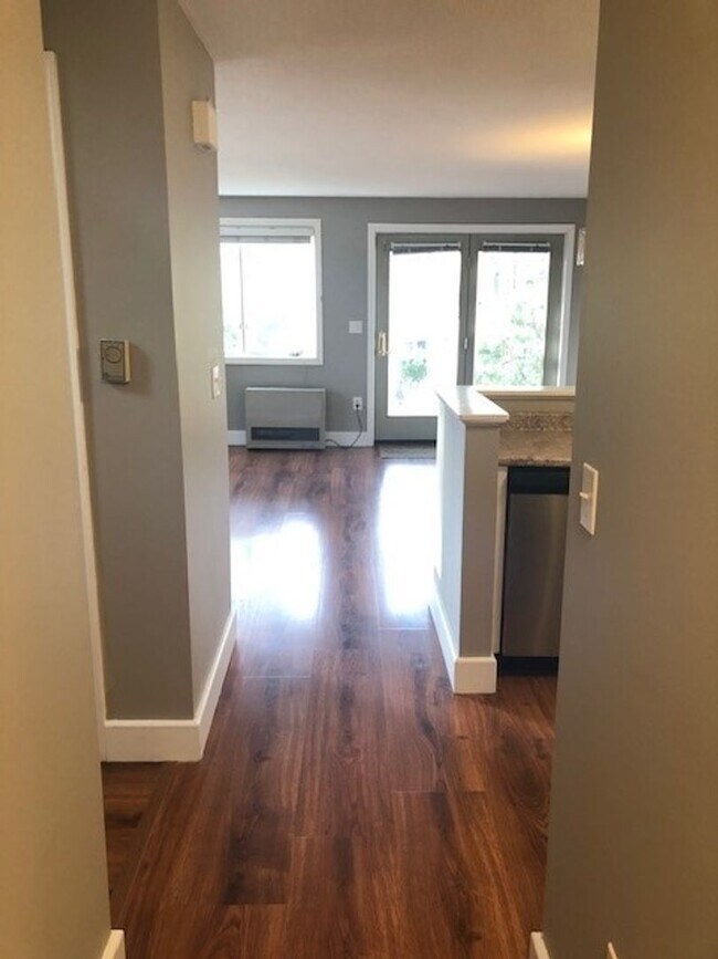 Building Photo - One Freeport Place #13