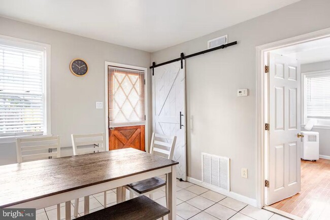 Building Photo - 768 Pennsylvania Ave