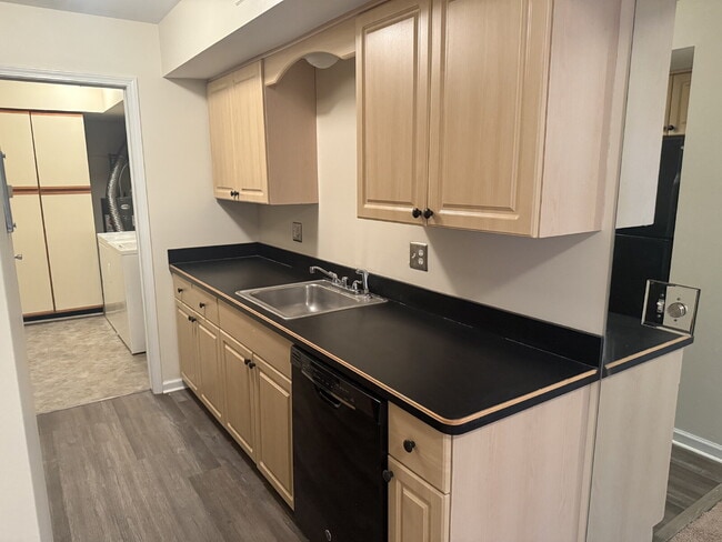 Foto del edificio - "Cozy 1-Bedroom Condo Retreat in Harrison ...