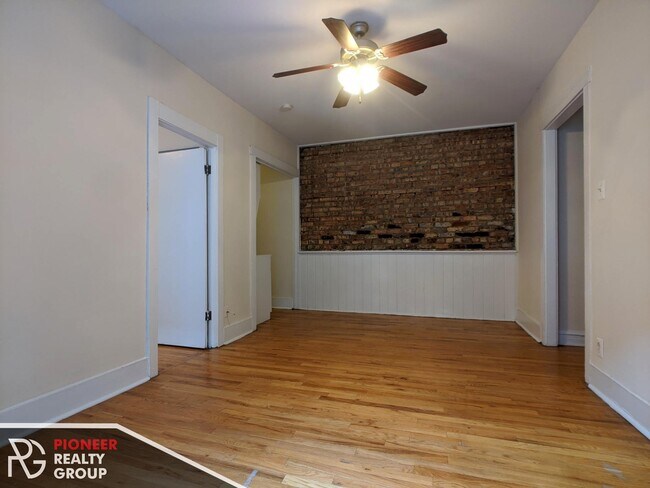 Foto del edificio - 951 W Cornelia Ave