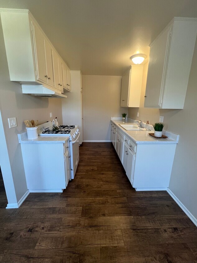 Foto principal - 15622 Pasadena Ave