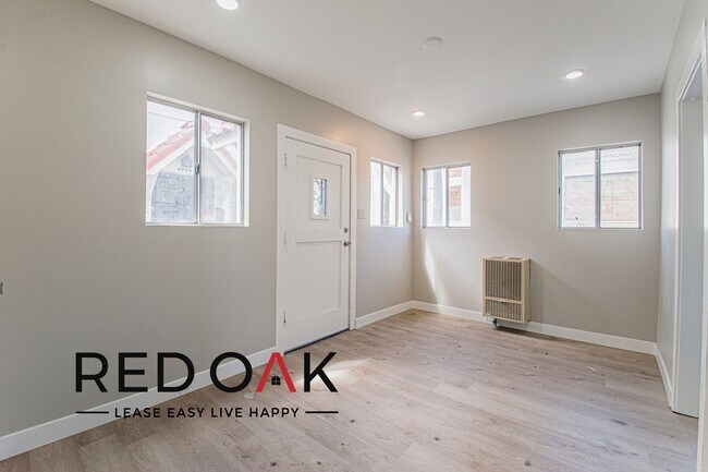 Foto del edificio - 424 E 20th St