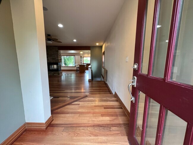 Foto del edificio - 3228 Harper Hill Rd SE