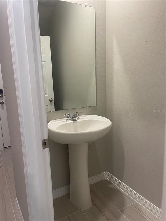 Foto del edificio - 452 Legacy Lp