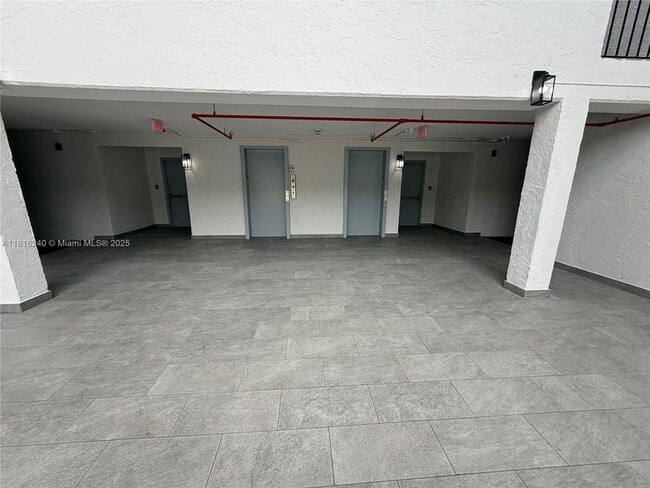 Building Photo - 14850 Naranja Lakes Blvd