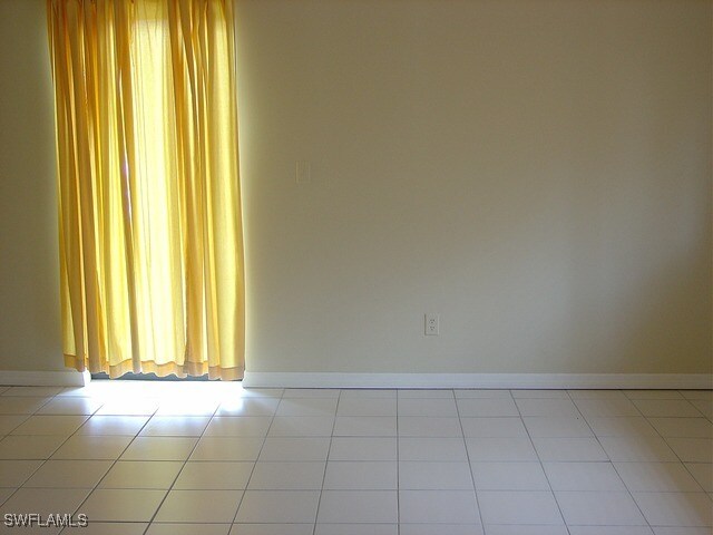 Foto del edificio - 110 Cypress Way E
