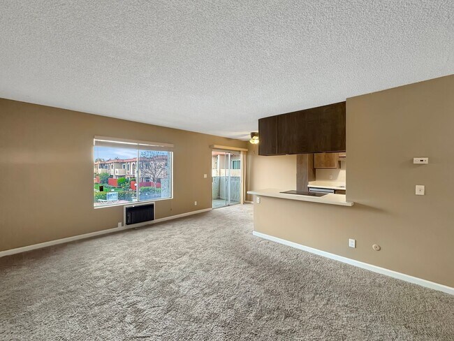 Building Photo - 9550 Carroll Canyon Rd