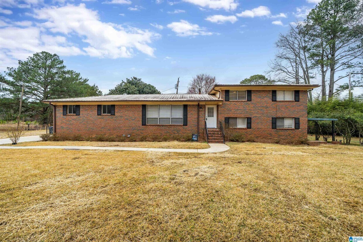 Primary Photo - 2074 Nixon Rd