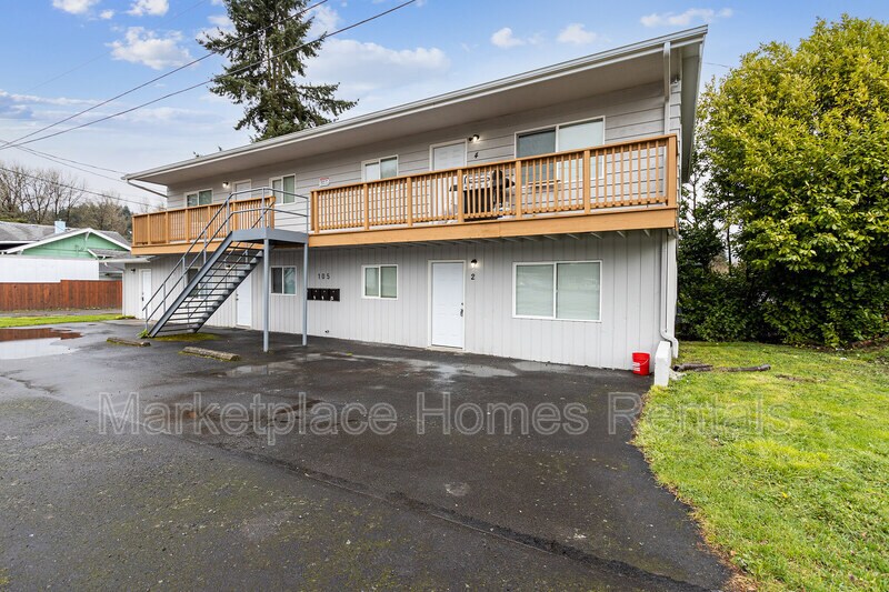 105 Harris St Unit 4, Kelso, WA 98626 Condo for Rent in Kelso, WA